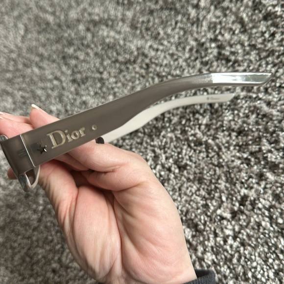 Dior sunglasses - Picture 3 of 5